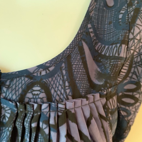 Airy Banana Republic dress - Picture 4 of 8